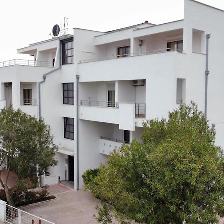מלון אולסינץ' Buzuku House מראה חיצוני תמונה