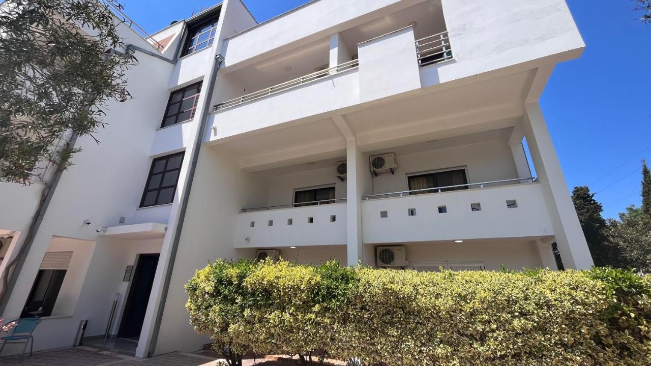 מלון אולסינץ' Buzuku House מראה חיצוני תמונה