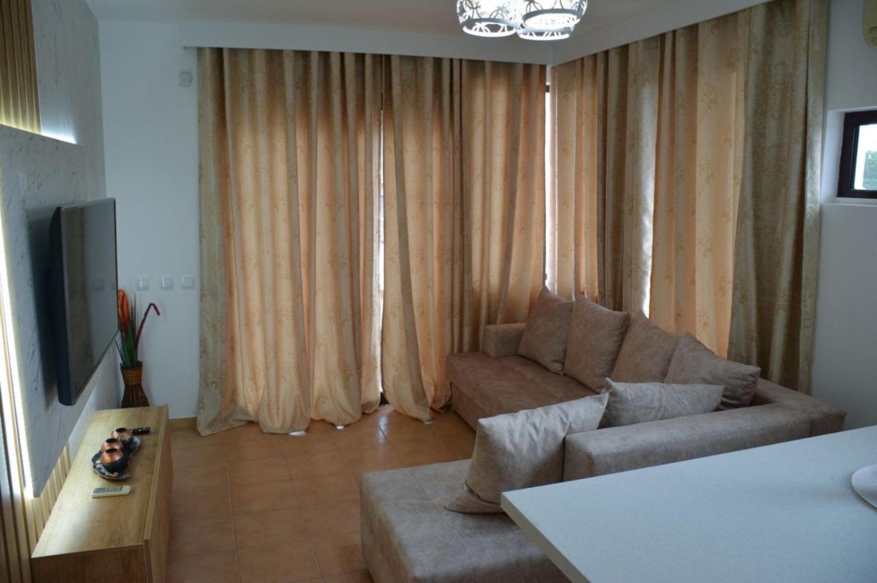 מלון אולסינץ' Buzuku House מראה חיצוני תמונה